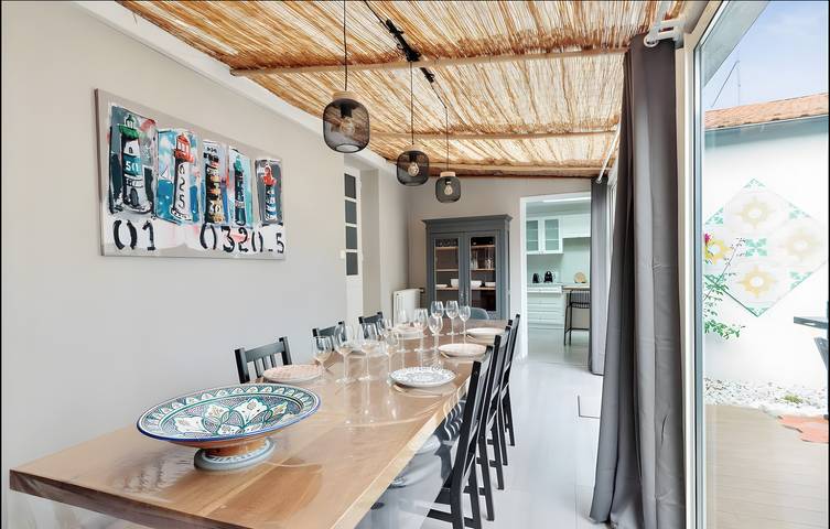 Casa de 3 dormitorios con patio - Centro y puerto a pie in La Rochelle, Región de La Rochelle