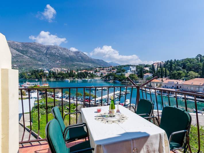 Gîte pour 4 personnes, avec Balcon à Cavtat