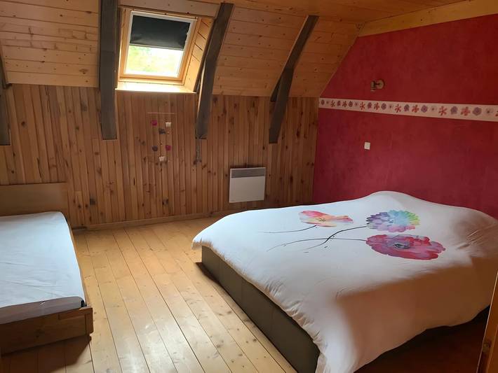 Chambre d’hôte pour 3 personnes, avec jardin, animaux acceptés dans le Cantal - 2