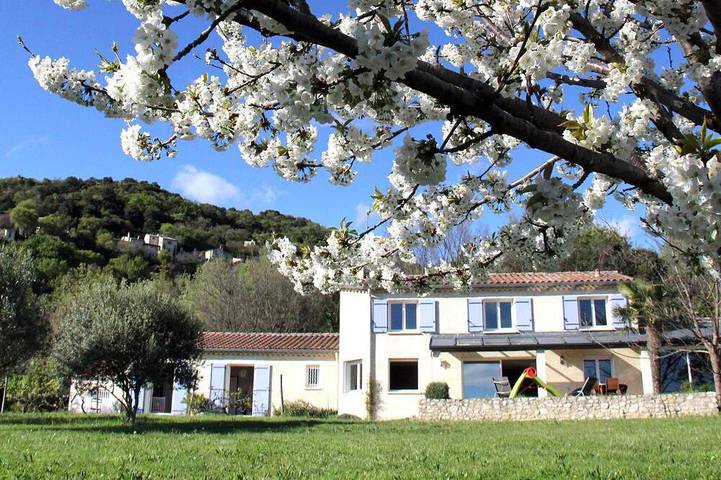 Location de vacances pour 8 personnes à Savasse