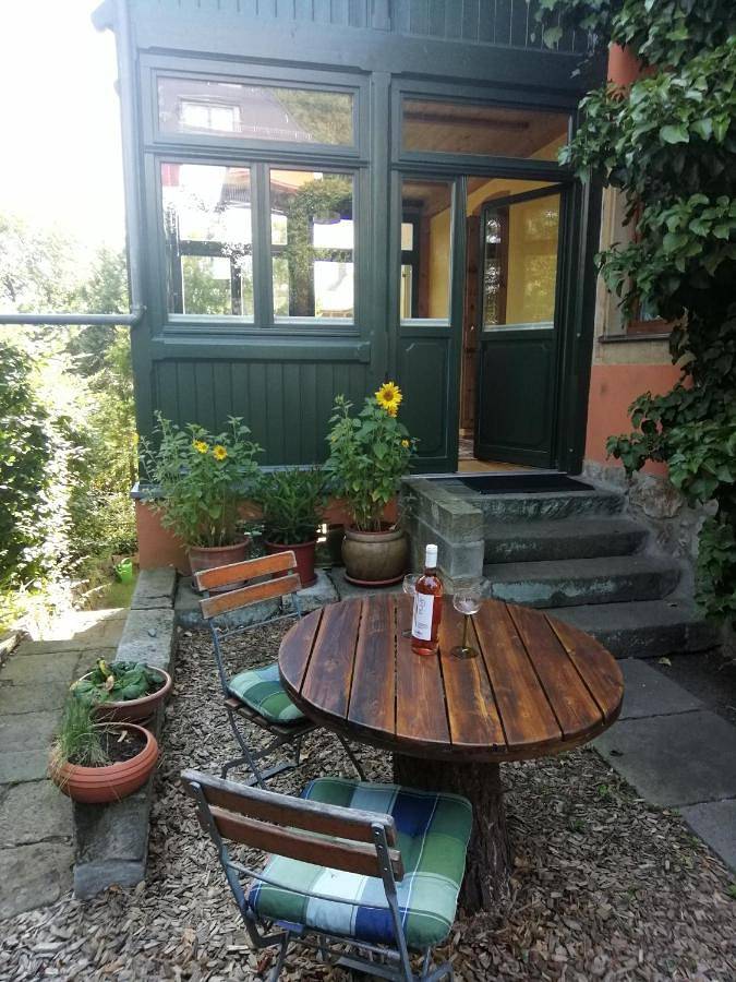 Ganze Wohnung, Two-Bedroom Apartment in Loschwitz, Dresden