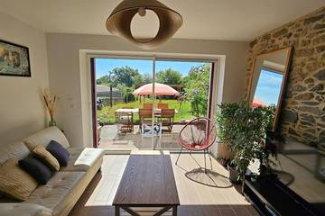 Gîte pour 9 personnes, avec jardin et vue à Les Châtelliers-Châteaumur