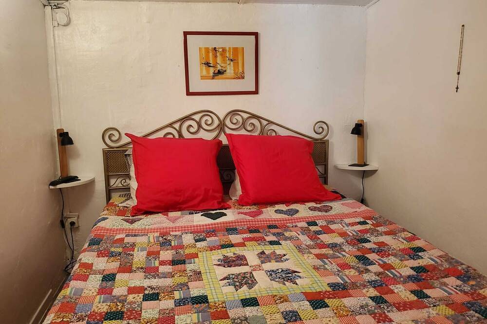Charmant bastidon provençal au cœur des alpes de Haute Provence 3* in Mézel, Alpes-de-Haute-Provence