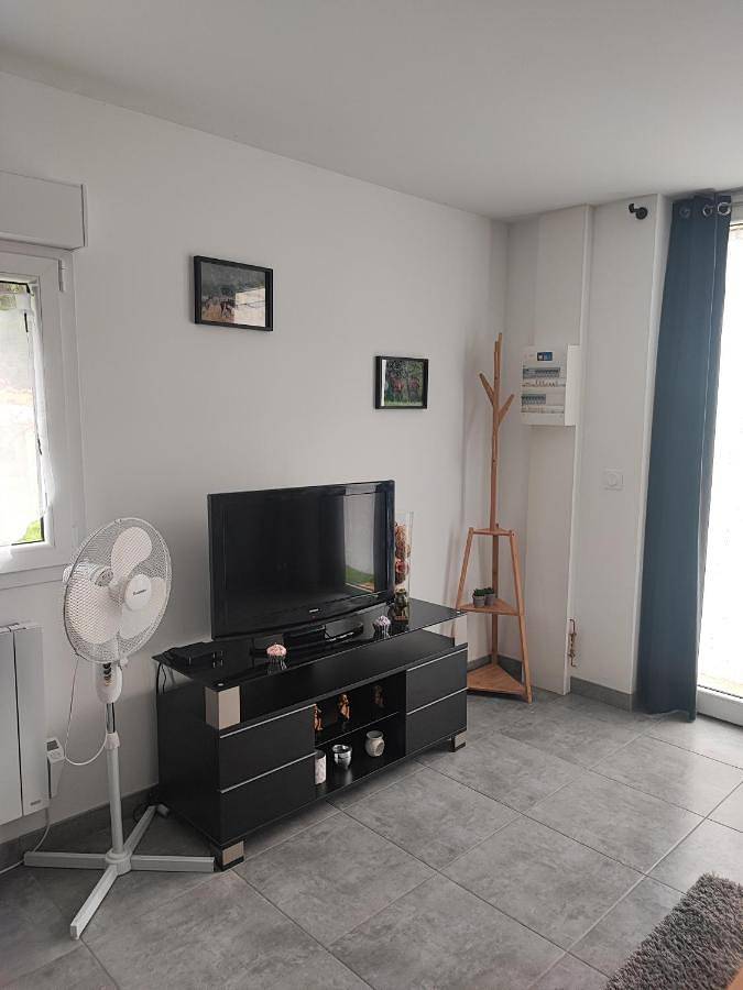 One-Bedroom House in Muides-sur-Loire, Région de Blois