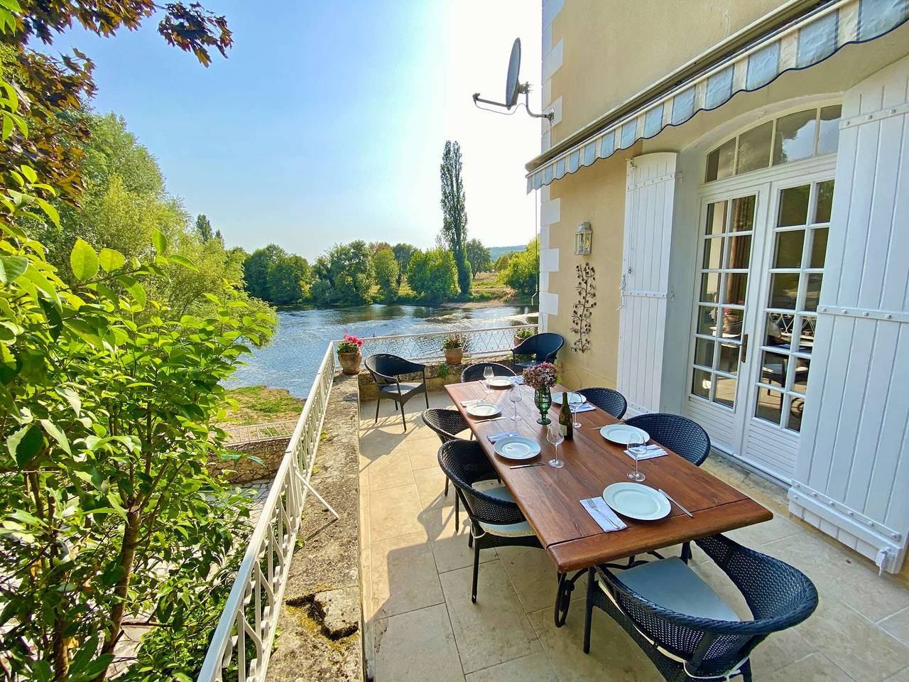 Apartamento vacacional entero, Au bord de la Vezere - 4 or 8 people in Le Bugue, Périgord Noir
