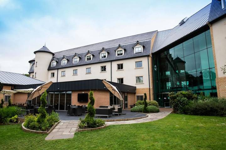 Hotel for 4 people, with garden - 1