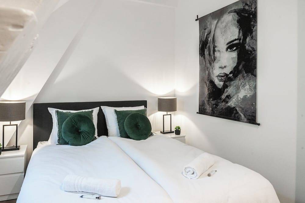 Ganze Wohnung, Neubau und stilvolle 3-Zimmer-Wohnung in Tilburg mit Klimaanlage, kostenloser Straßenparkplatz, moderner Küche und Zugang zu einem großen Gemeinschaftsgarten. Ideal für Familien oder kleine Gruppen. in Tilburg, Nordbrabant