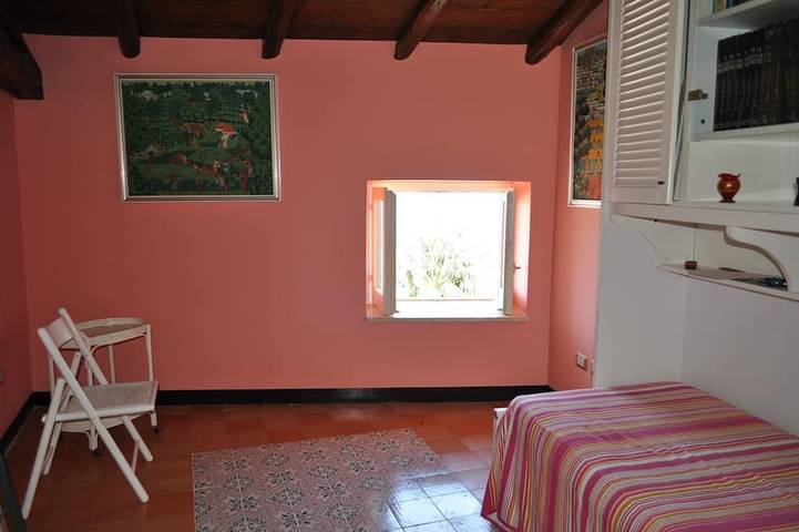 Apartamento entero, Capo di Milazzo apartamento con vistas al mar para 4 personas in Milazzo, Provincia de Messina