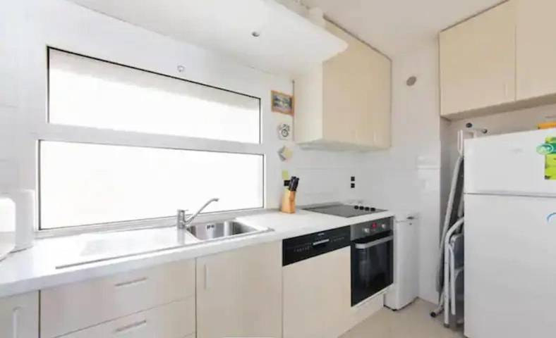 Gîte pour 5 personnes, avec vue et terrasse dans Port De La Pointe Croisette - 2