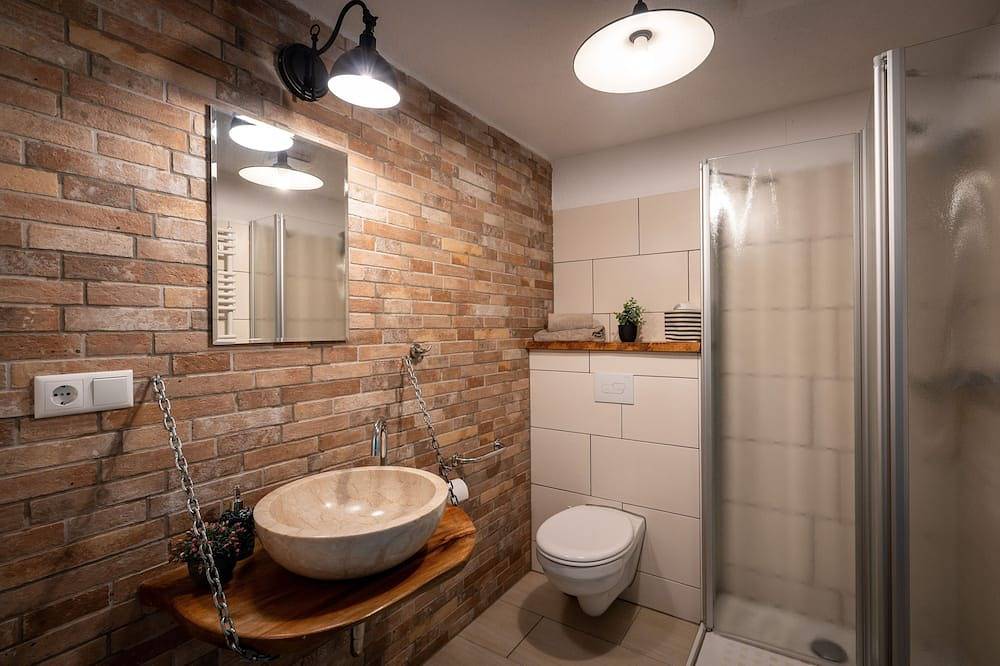 Dreibettzimmer - Pension Cubana in Rothenburg/Oberlausitz, Oberlausitz-Niederschlesien