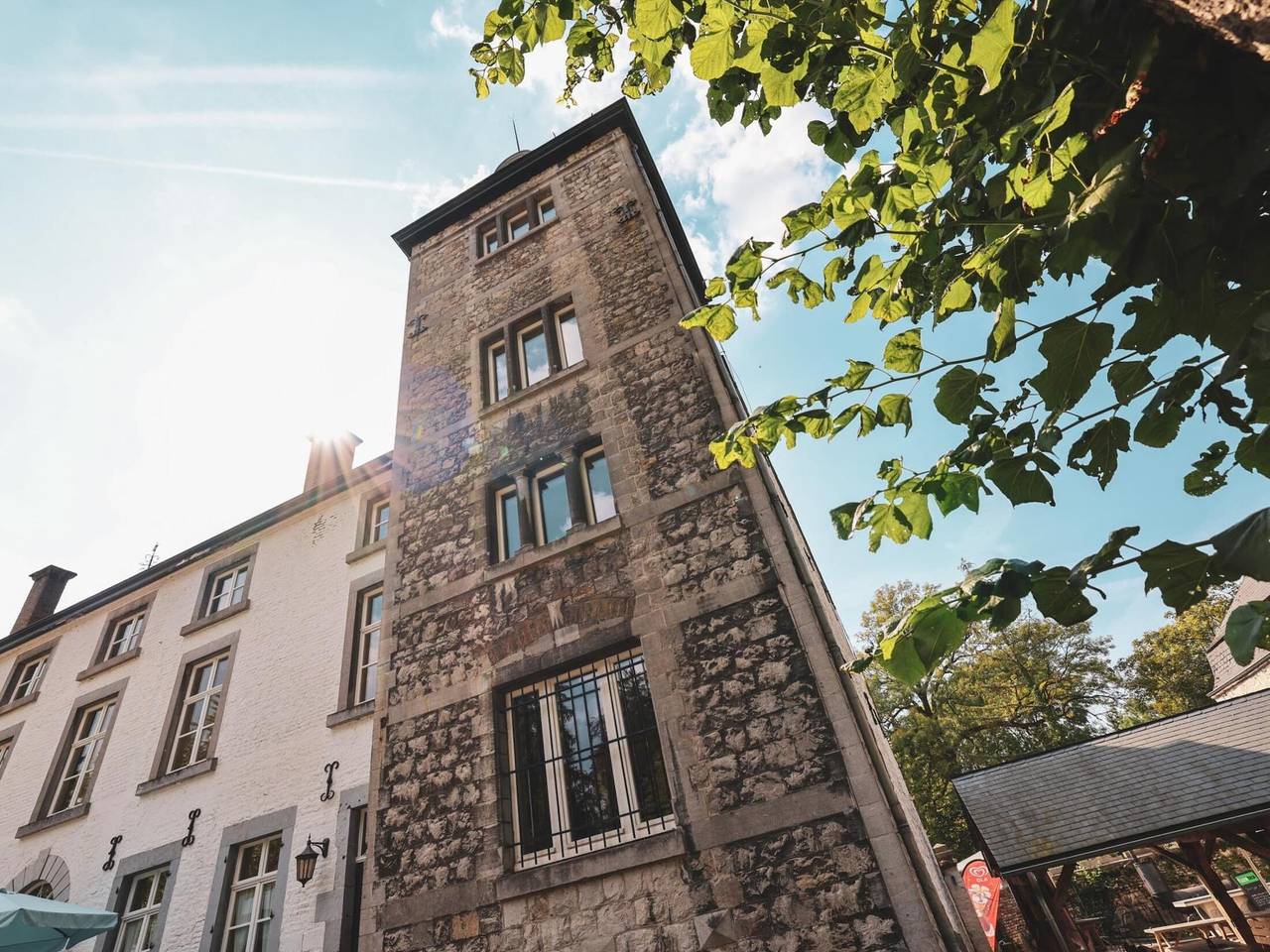 Appartement dans la tour d’un château du Xvie siècle in Aywaille, Région de Liège