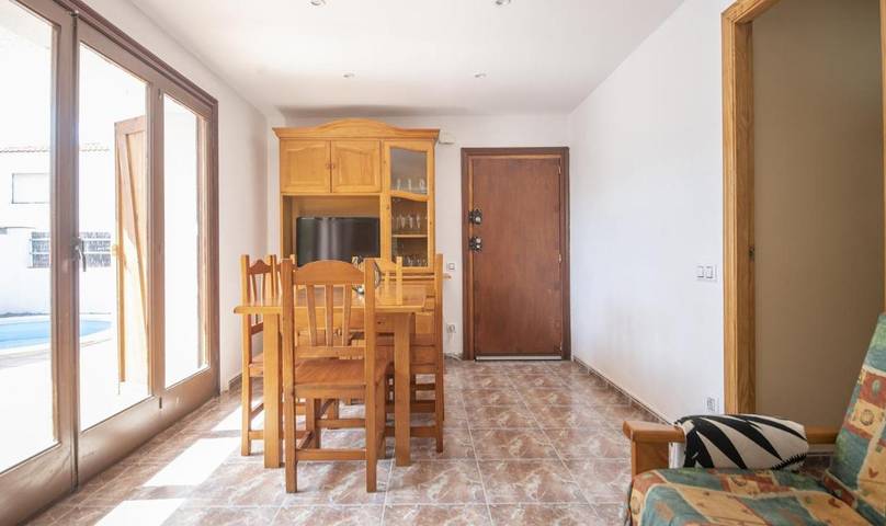 Casa rural para 10 personas, con Balcón además de Jardín y Piscina en Roda de Bará - 3