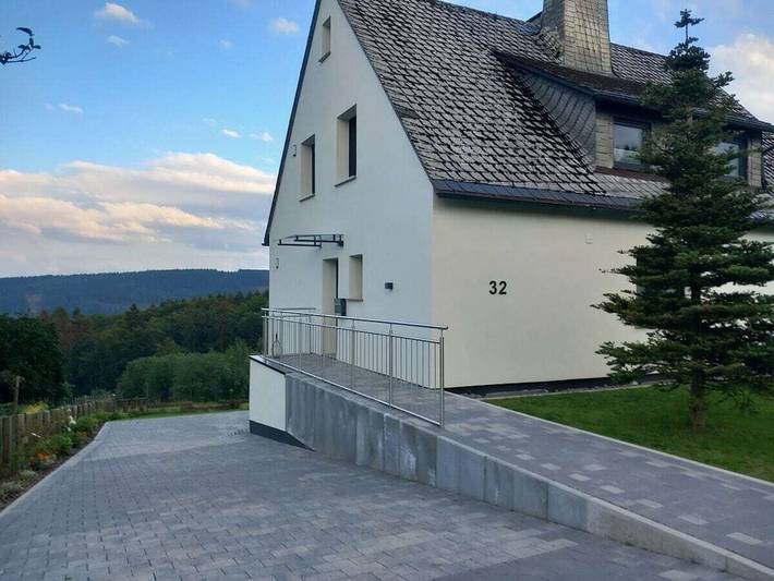 Ferienhaus für 8 Personen, mit Balkon und Sauna sowie Whirlpool - 1