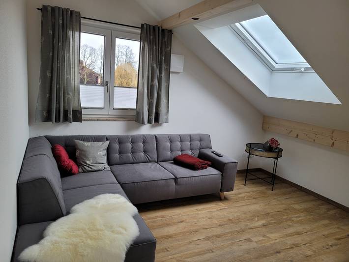 Ganze Ferienwohnung, Ferienwohnung Klauserhof - Neue Ferienwohnung 75 qm mit Balkon, bis 4 Personen, 2 sep. Schlafzimmer in Grassau, Chiemsee