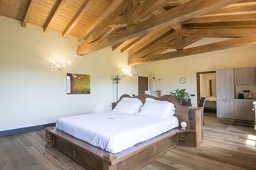 Agriturismo per 2 Persone in Tresana, Val di Magra, Foto 1