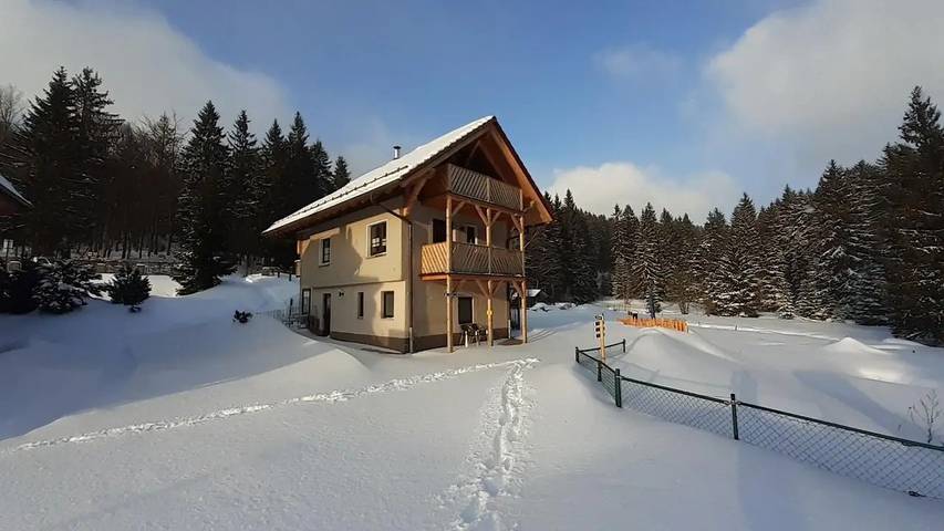 Ferienhaus für 7 Personen, mit Sauna und Garten