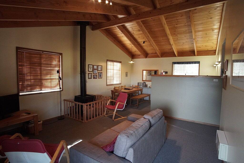 Wildenmann Hütte Tiroler Ost Jindabyne in East Jindabyne, New South Wales