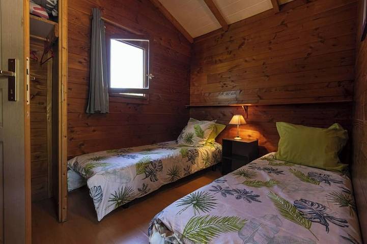 Gîte pour 6 personnes, avec jardin à Saint-Jean-de-Maruéjols-et-Avéjan - 2