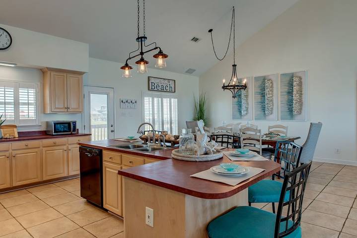 Vacation house for 12 people, with balcony/terrace, with pets in Dauphin Island