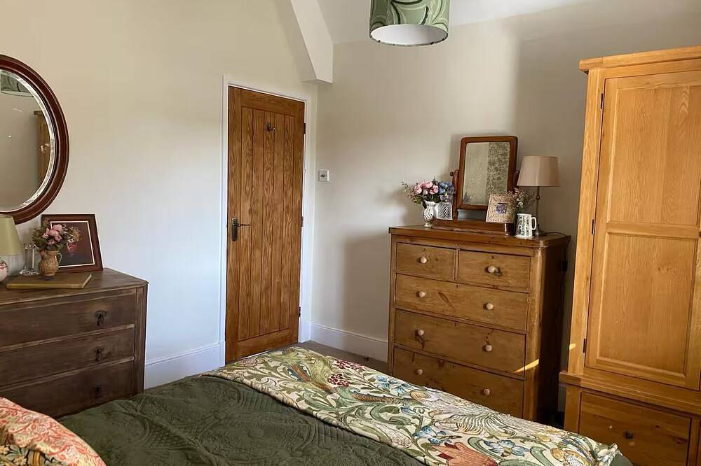 Crusader Cottage - Cosy 2 bed detached cottage in quiet village in Hertfordshire