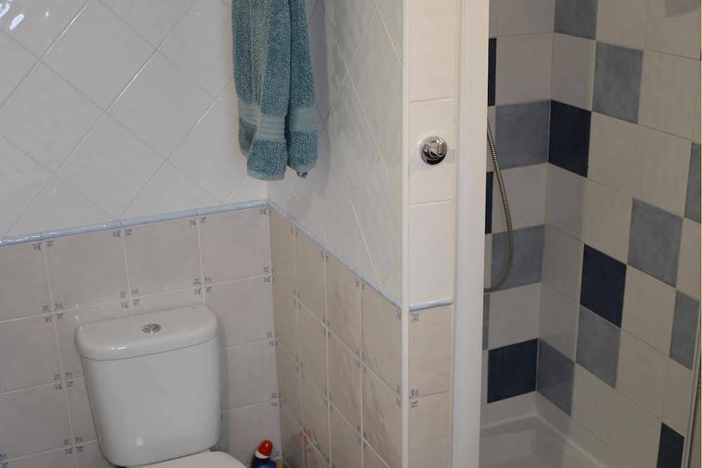 Ganze Wohnung, Kleine Ferienwohnung in ruhiger Lage mit zwei privaten Terrassen und Meerblick in Moncarapacho, Parque Natural da Ria Formosa