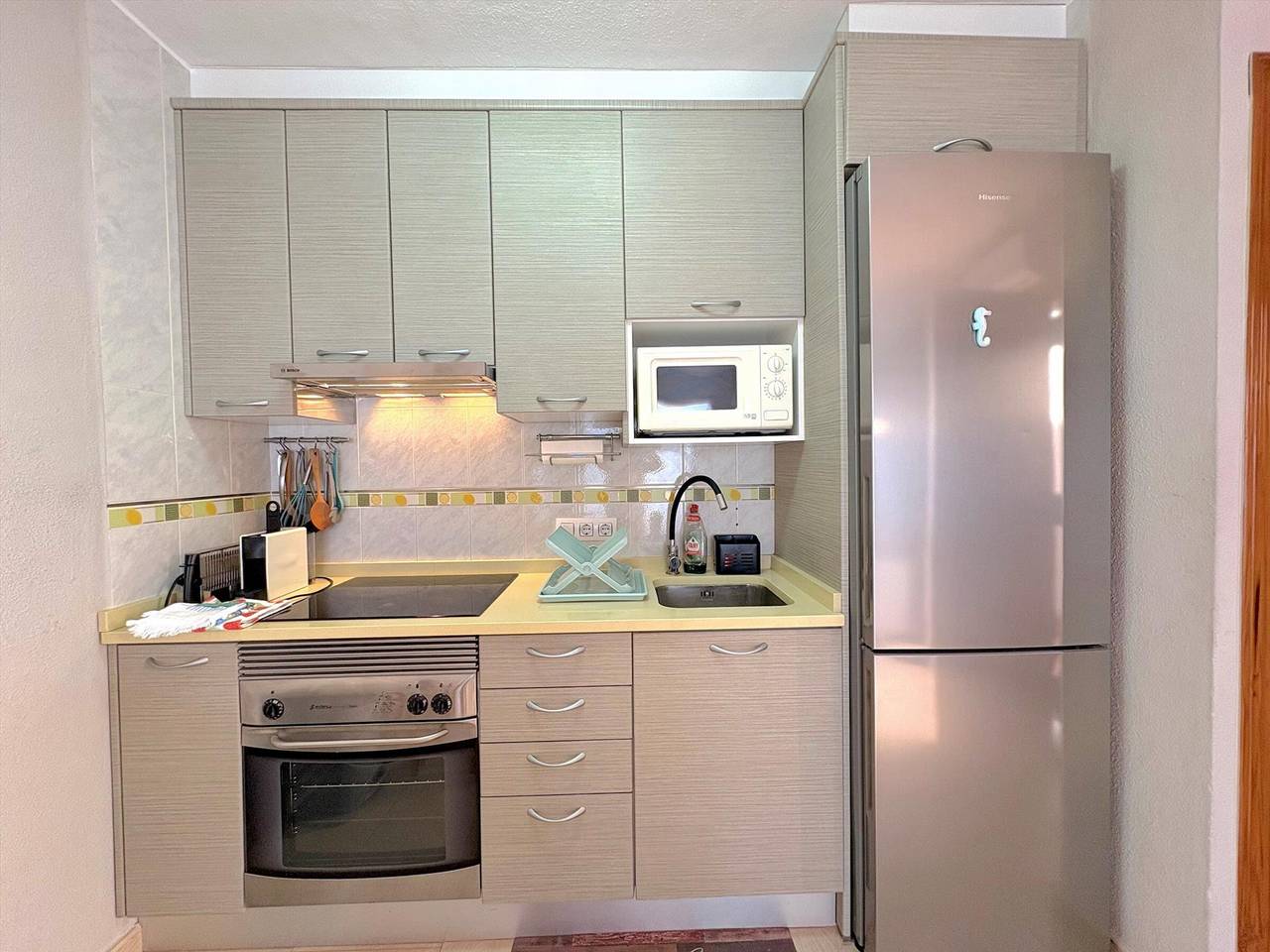 Ganze Wohnung, Familienapartment in Benitachell mit Garten und Pool in La Cumbre del Sol, Poble Nou de Benitatxell
