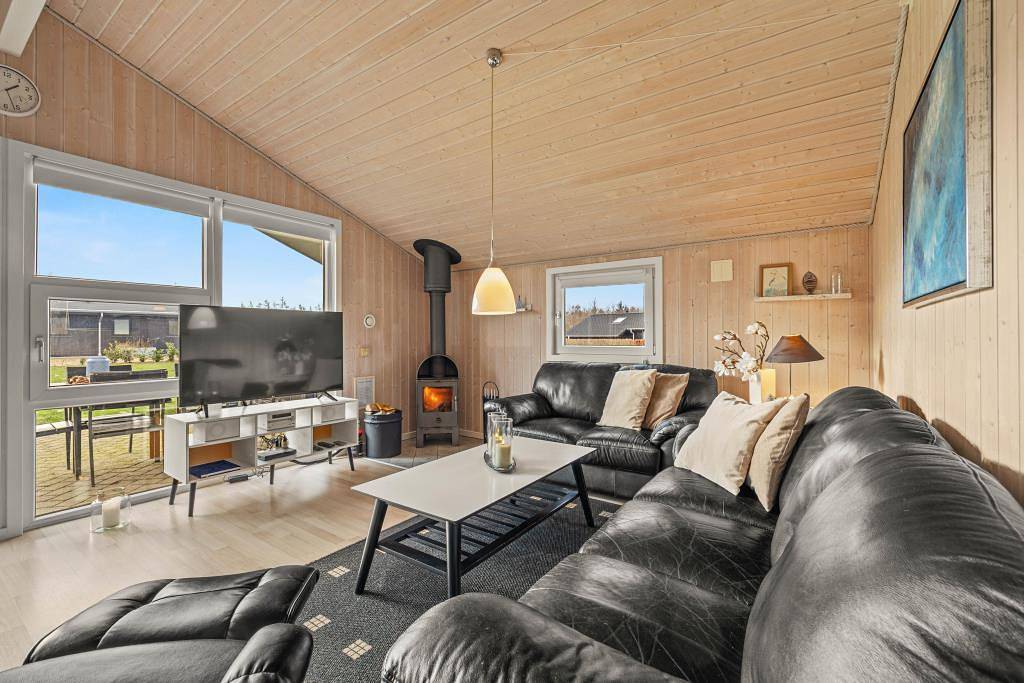 Klassisches Ferienhaus mit Sauna – 2 Hunde willkommen in Bork Havn, Ringkøbing Fjord