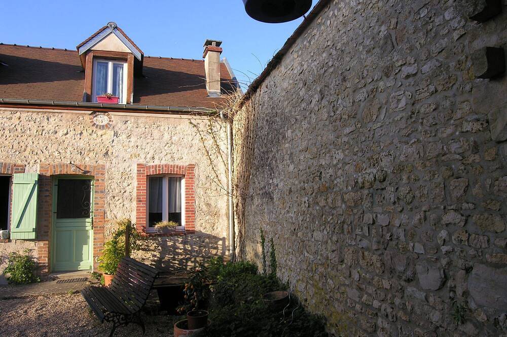 Guest house campagne au calme in Lorrez-le-Bocage-Préaux, Seine-et-Marne
