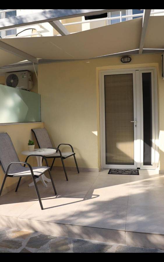 Maison d’hôte pour 2 personnes, avec jardin et terrasse dans Skiathos - 3