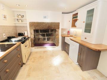 Log Cabin for 8 People in Whitby, North Yorkshire, Photo 4