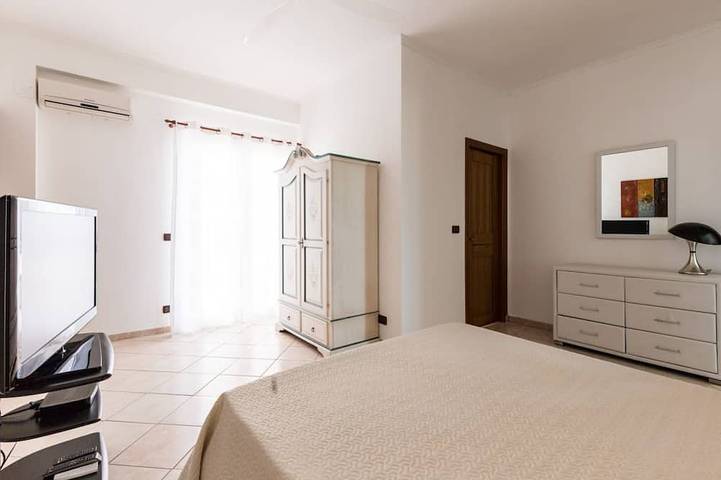 Ferienhaus für 10 Personen, mit Garten und Balkon in Terrasini - 2