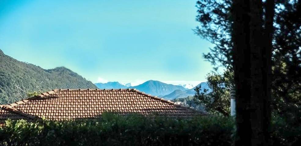 Location de vacances pour 4 personnes, avec jardin ainsi que vue et terrasse à Varèse - 2