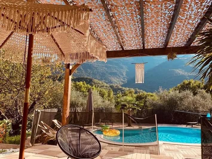 Apartamento de vacaciones para 4 personas, con piscina además de jardín y vistas - 1