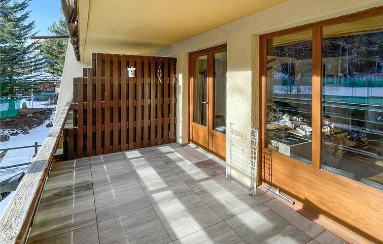 Appartement de vacances entier, Appartement skis aux pieds avec parking et Internet in Pra-Loup (station de ski), Pra-Loup