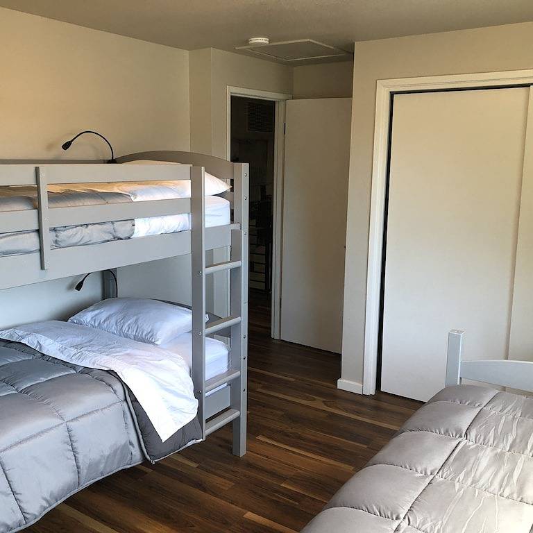 Falcon House - Pet friendly, next to city park and just 5 blocks from the beach. in Rockaway Beach, Tillamook County