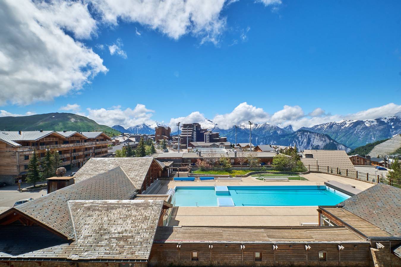 Studio entier, Studio 'Alpe D'huez' avec vue montagne, piscine partagée et balcon in Huez, Parc national des Écrins