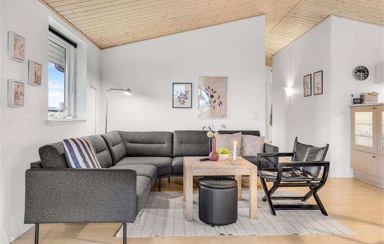 Ferienhaus für 6 Personen mit Terrasse in Strøby, Stevns und Umgebung
