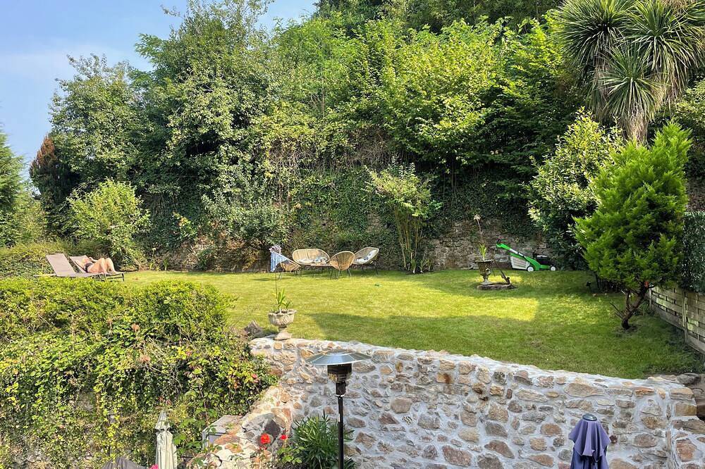 Charming, authentic house in the Jerzual in Dinan in Dinan, Dinan region