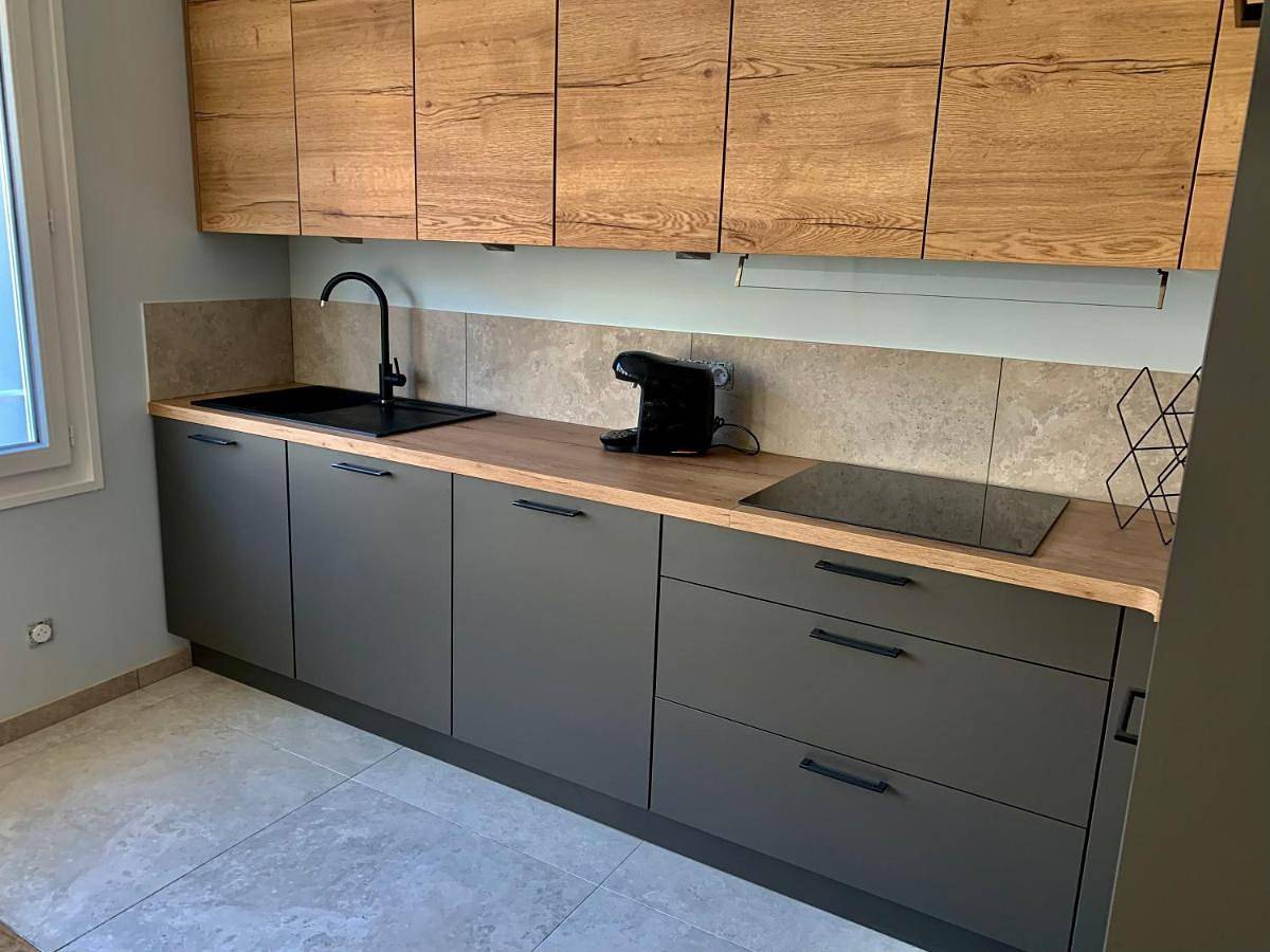 Appartement entier, One-Bedroom Apartment in Boulogne-sur-Mer, Région de Boulogne-sur-Mer