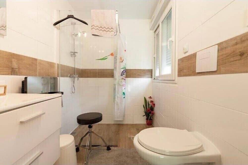 Appartement entier, Chambre-Suite Escale en Rez-de-chaussée in Plouédern, Région de Brest