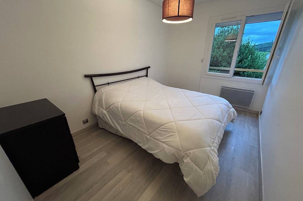 Apartment with garden in the Terres du Larzac and Lac du Salagou area in Lodève, Lodève und Umgebung