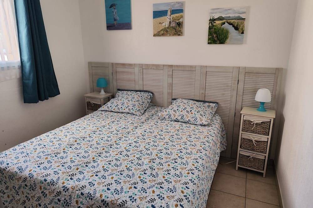 New house in a touristy 3 stars residence in front of the sea in Losari, Belgodère