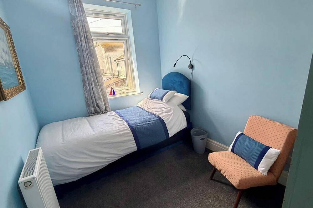 The Hideaway - A Cosy Beachside Retreat in Lancashire