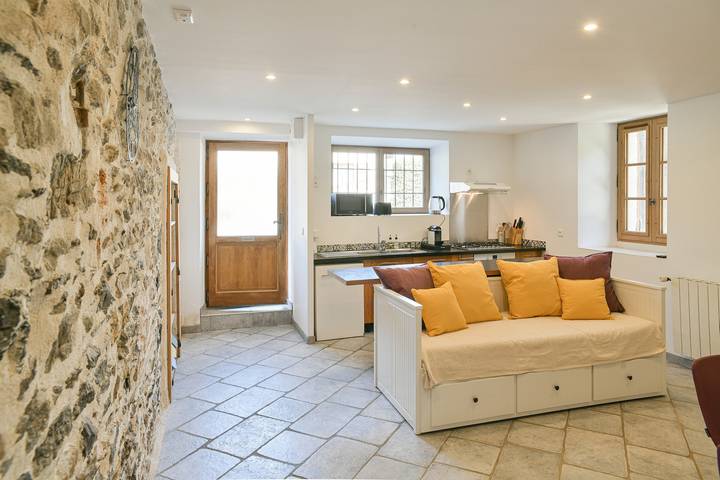 Apartamento entero, Bienvenidos a Coise, encantador pueblo saboyano entre lagos y montañas in Coise-Saint-Jean-Pied-Gauthier, Chambéry region