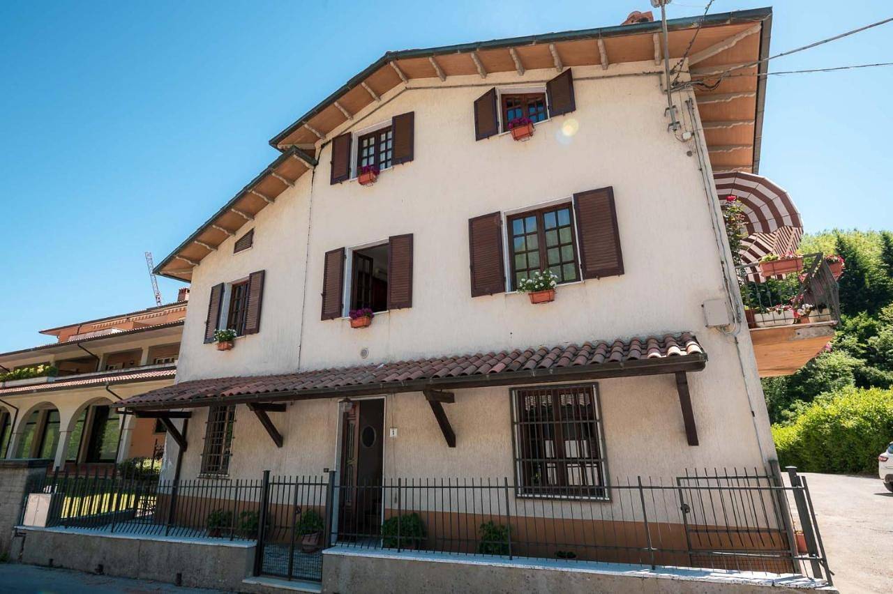 Twin Room in Minucciano, Garfagnana
