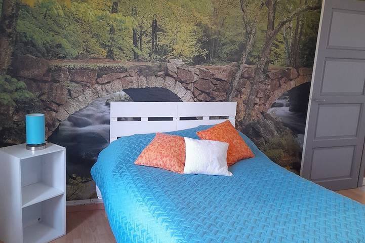 Location de vacances pour 6 personnes, avec jardin et terrasse à Fonroque - 4