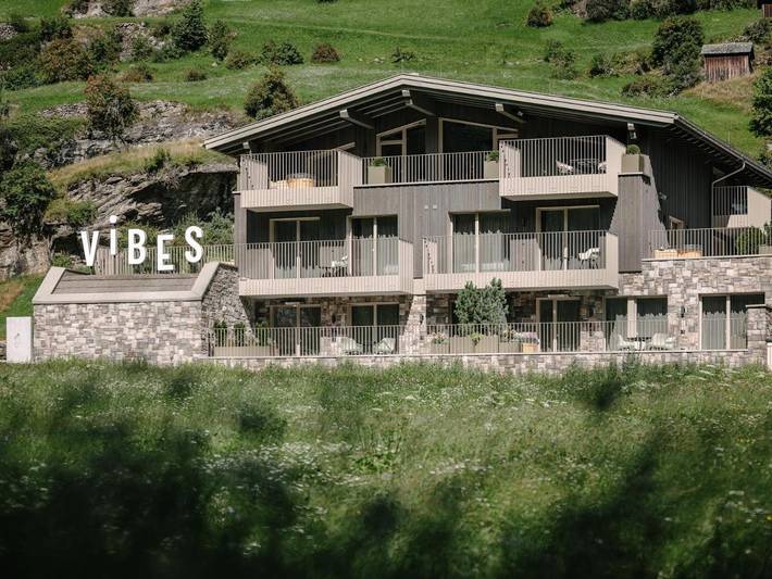 BnB für 4 Personen, mit Ausblick und Terrasse in Sölden (Österreich)