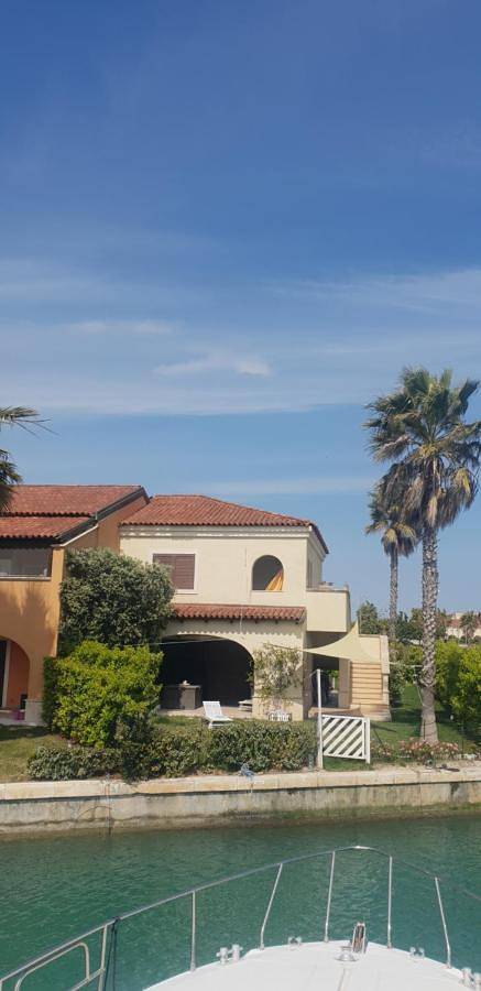 Villa Kalos in Marinagri Resort in Policoro, Golfo di Taranto