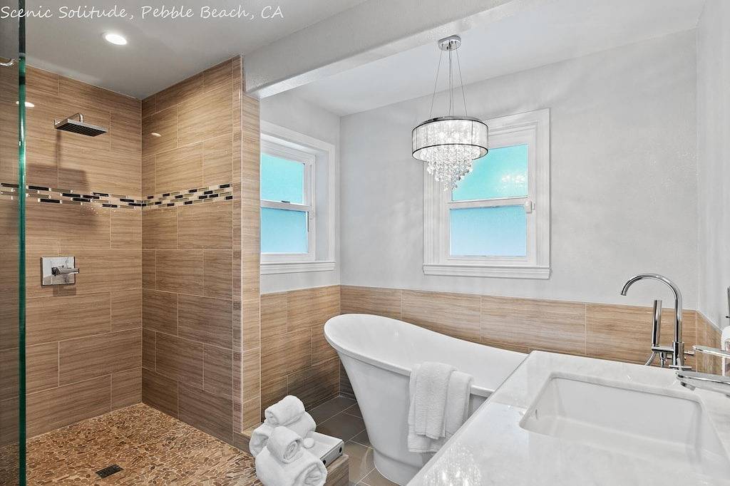 Scenic Solitude: Gorgeous Remodeled 3 Bedroom 2 and a Half Baths Panoramic Views in Pebble Beach, Monterey County