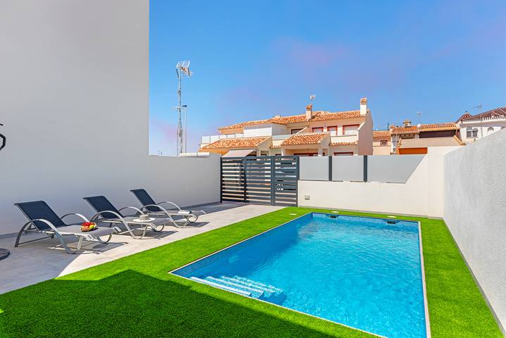 Gîte pour 6 personnes, avec jardin dans Santiago de la Ribera - 3